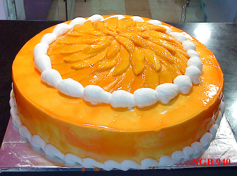 Fresh Cream Pastry Cakes Delivery in Kolhapur